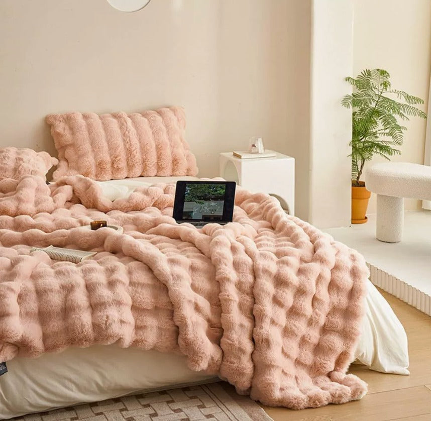Le Pack Duo, deux plaids 130 × 160 coloris rose cerisier